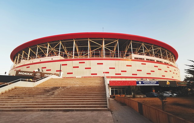 回法甲？坎特：谁知道呢，我现在专注于在吉达联合的这个赛季